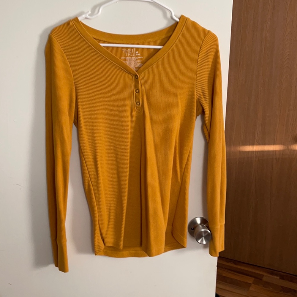 Time and Tru Long Sleeved Top